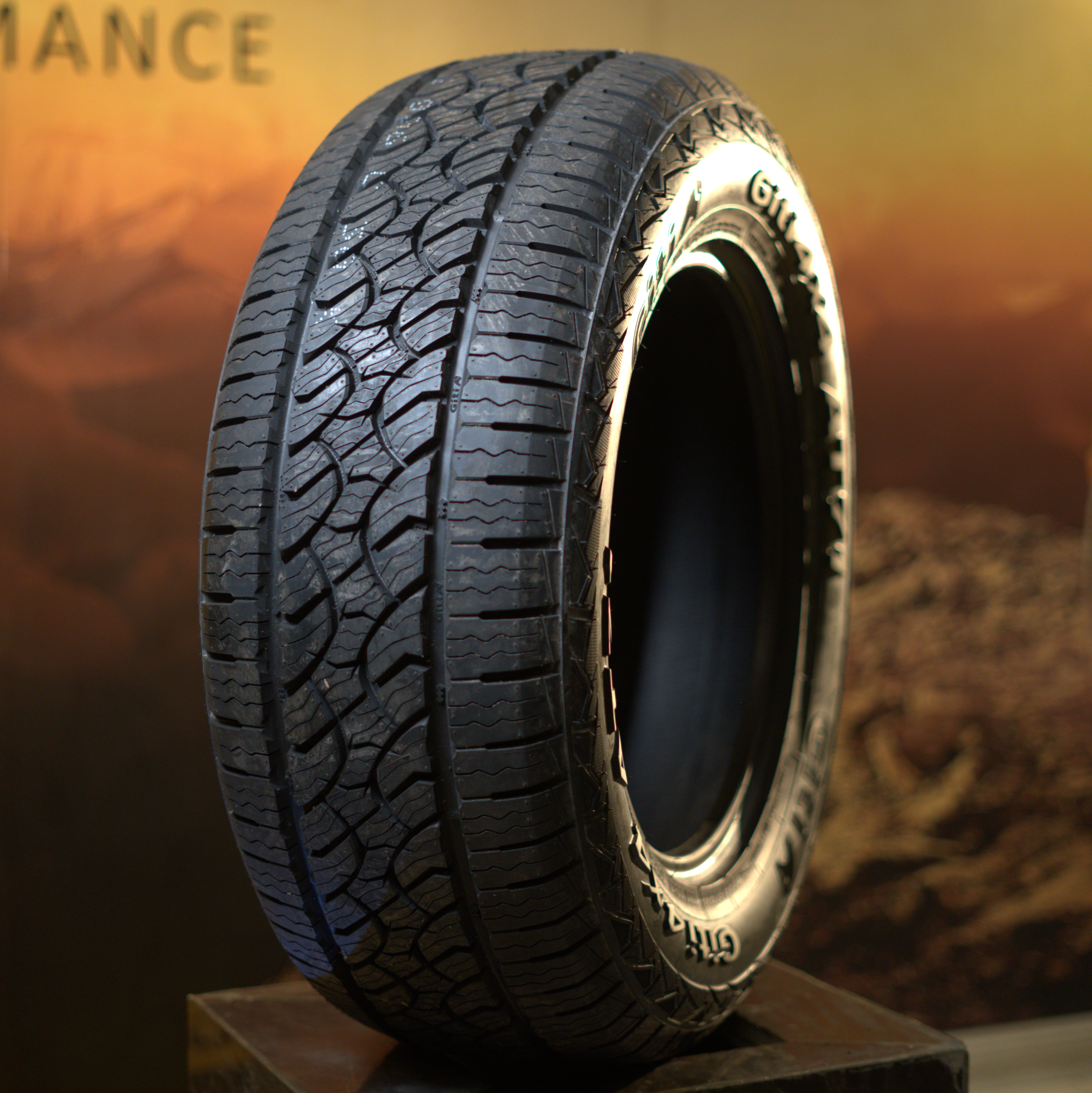 لاستیک جی تی مدل Giti 4x4 AT71 سایز 285/50R20