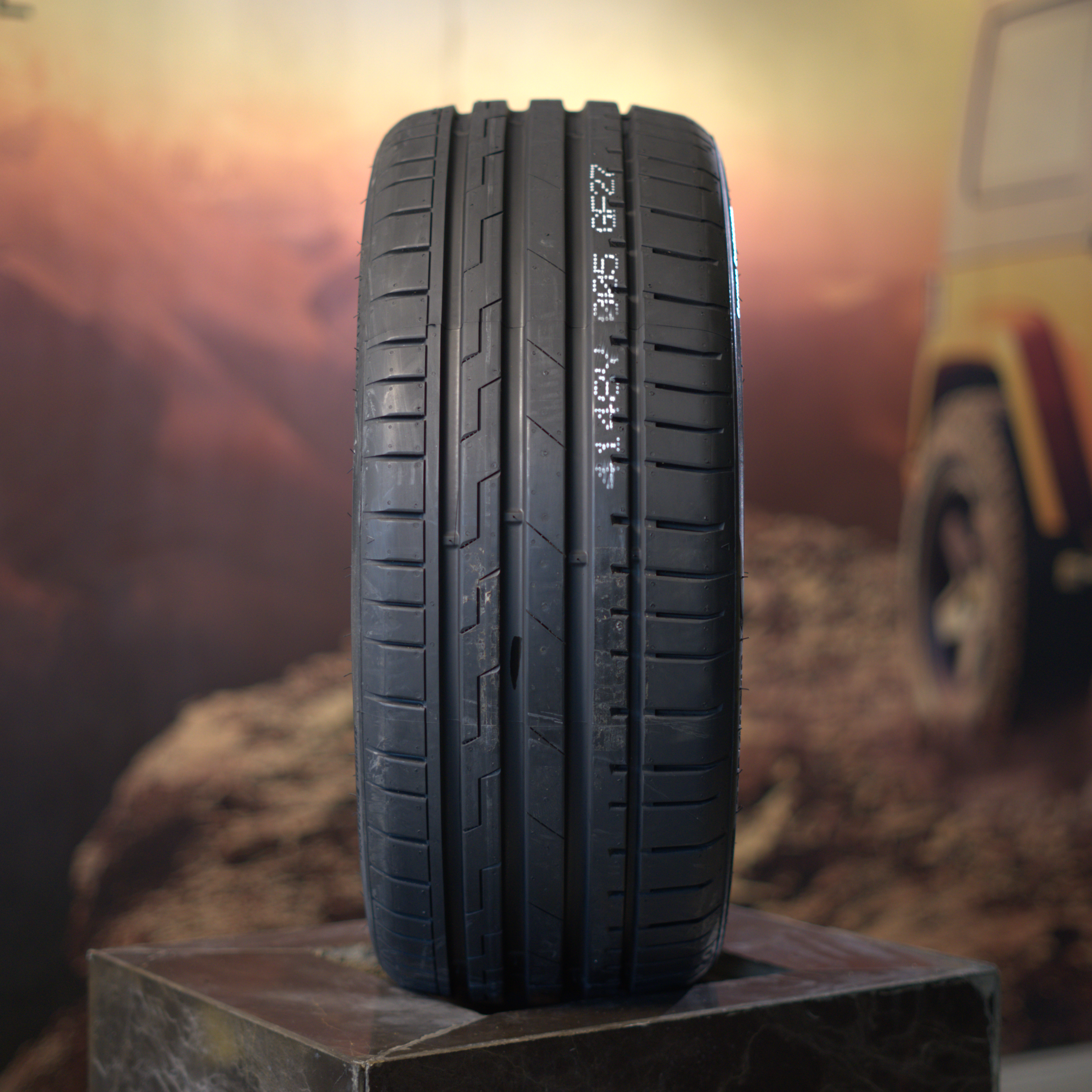 لاستیک جی تی مدل Giti Sport S2 سایز 225/40R18