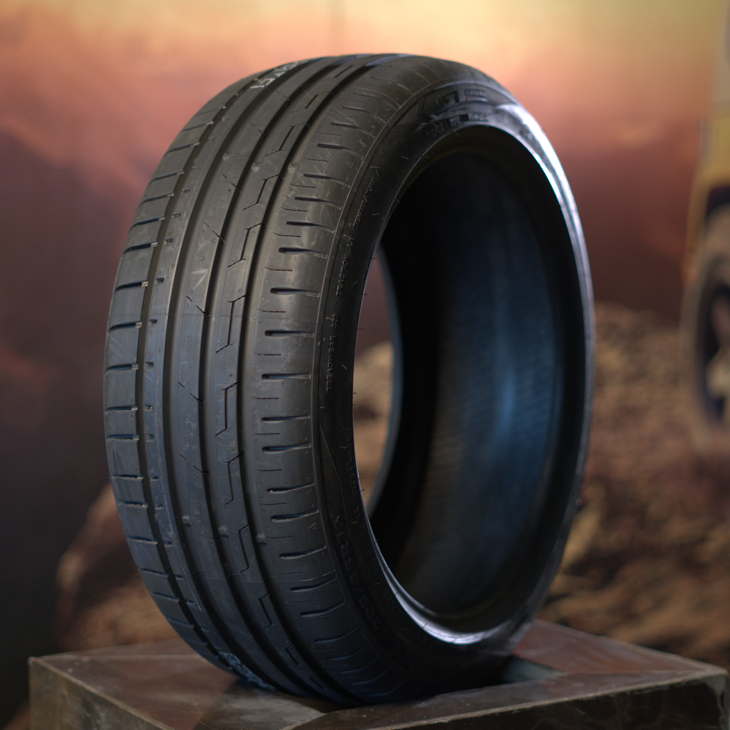 لاستیک جی تی رادیال مدل Sport Active2 سایز 225/40R18